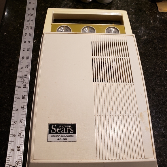 Simpson Sears vintage a m radio and phonograph player in working condition. - Picture 5 of 5